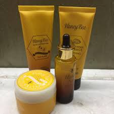 Don't confuse bee venom with bee pollen, honey, or royal jelly. Honeybee Venom Skincare Preloved Health Beauty Skin Bath Body On Carousell