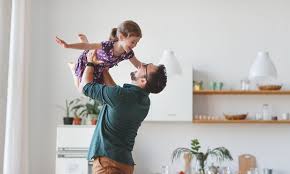 Prezent dla taty na Dzień Ojca - lista TOP 10 najlepszych prezentów