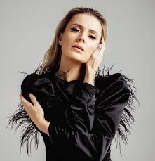 People who liked halina mlynkova's feet, also liked Halina Mlynkova Nie Oddawaj Swojego Zycia W Czyjes Rece Szczypta Luksusu