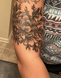 New flower tattoo by Doc Cooper at Saint Tattoo, TN : r/tattoos