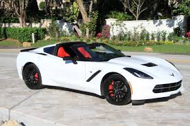 Arctic White C7 Corvette Stingray With Red Interior So Beautiful Chevroletcorvettestingray Corvette Corvette Stingray Chevrolet Corvette