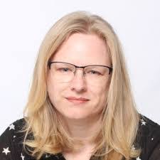 Kristy Dyer's Instagram, Twitter & Facebook