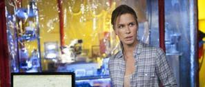 After completing her stint as lara croft, she concentrated on acting and rhona mitra was born in hampstead, london, the daughter of anthony mitra, a cosmetic surgeon, and nora downey. Rhona Mitra Filme Serien Und Biografie
