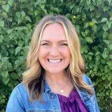 Stephanie Coble's Instagram, Twitter & Facebook