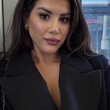 As I the only one? I don't know if it's just me overthinking or being  selfish? My husband is going back to work soon and does 2 weeks of days and  2