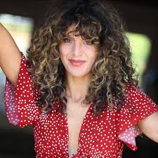 Nadiya Hussain'S 'Poignant' Reasons For Choosing To Wear A Hijab Resonate  After Burkini Ban | The Independent | The Independent