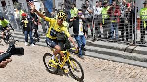 El clima le quitó el trono a la etapa reina. Tour De France Champion Egan Bernal Given Hero S Welcome In Colombia Bbc News