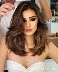 Liza Soto's Instagram, Twitter & Facebook