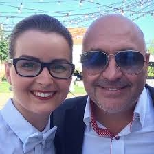 Vlastní vládou těžce zkoušený parodující premiér. Exkluzivni Foto Andrej Babis Jr Svedkem Na Tatove Svatbe Pak Odletel Na Krym Blesk Cz