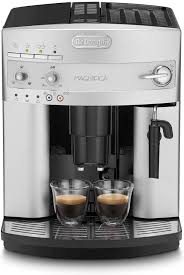 Huge clean bathroom and well equipped kitchen with a hob. Delonghi Esam3200s Maquina De Espresso Con Molinillo Integrado 1450 W 1 8 Litros Plateado Amazon Es Hogar Y Cocina