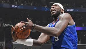 Montrezl dashay harrell was born in tarboro, north carolina, to samuel and selena harrell in montrezl harrell was selected by the houston rockets in the second round (32nd overall pick) during. Nba L A Clippers Sixth Man Montrezl Harrell Weiterhin Auf Formsuche Das Herz Blutet