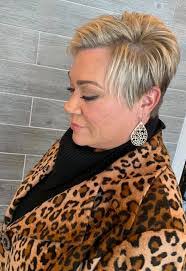 Heather Tilton's Instagram, Twitter & Facebook