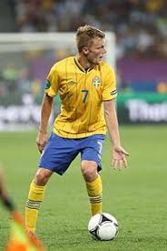 42 larsson är sedan flytten hem till sverige från england 2018 bosatt i eskilstuna. Wikizero Sebastian Larsson