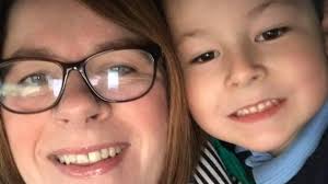 Drame pour le petit Evan: à seulement sept ans, il perd sa maman et sa  grand-mère, toutes les deux emportées par le coronavirus