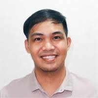 Lloyd Landicho's Instagram, Twitter & Facebook