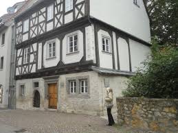 Senden sie uns einfach ihren gewünschten glückwunschtext, schriftlich oder als datei. Jena Platanenhaus Von 1606 Restauriert Jena Erfurt Thuringen