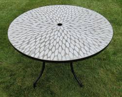 Amazon Com Exclusive Outdoor Round Concrete Mosaic Dining Table Ceramic Patio Lawn Garden Outdoor Decor Outdoor Tables Dining Table