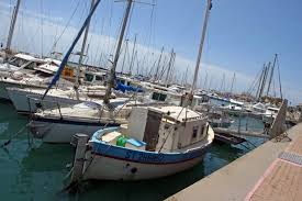 Location De Bateau Aux Saintes Marie De La Mer Comment Faire Et Ou