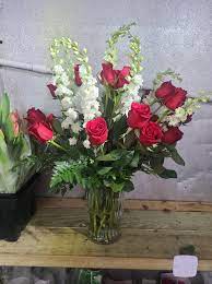 A restaurant and an outdoor pool are featured at this hotel. Olivera Flowers West Palm Beach Home Facebook