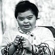 🌲UPDATE 🌲 The family of the special little girl who had ornaments stolen  from the Christmas tree at her grave reached out to me. They have seen your  many kind comments and