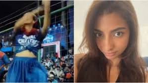 Richa Ghosh Scores Her First Half-Century of WPL 2024, Achieves Feat During  RCB-W vs UPW-W Match