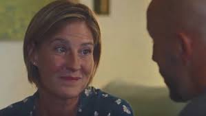 À titre de comparaison, l'épisode du 26 novembre avait séduit 3,47 millions de fidèles pour 17,2% de plus belle la vie en avance : Plus Belle La Vie En Avance Laetitia Rompt Avec Valentin Et Se Remet Avec Sebastien Le Resume De L Episode 4160 Du 27 Novembre 2020 Video