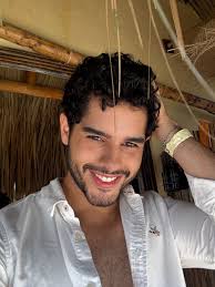 Pasé feliz, gracias por tanto a todos 🎂