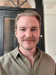 Från Bingolotto och Nyhetsmorgon till Marieholm: ”Många har hört honom”