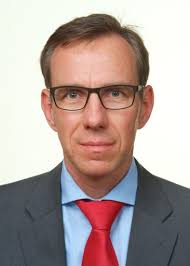 Geodätische Beiträge zum Systemverständnis für Bundeswasserstraßen und  sonstige Gewässer. Kolloquium am 10./11. Mai 2017 i