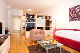 Jetzt wohnung in wien mieten bei immodirekt.at! Moblierte Wohnung In Wien Kurzzeitmiete Appartement Home Decor Home Bookcase