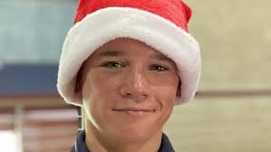 Mackay State High School students build hampers for Salvation Army  Christmas appeal