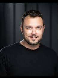 Welcome To Mark Breslin's Yuk Yuk's