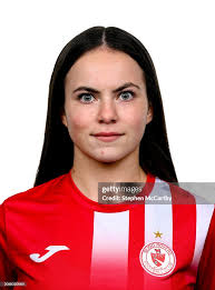 Alice Lillie's Instagram, Twitter & Facebook