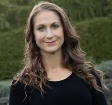 Michelle Lockyer's Instagram, Twitter & Facebook