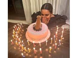 Popular actress nia sharma recently turned 30 and received a special birthday bash from her close friends. Unique Celebrity Birthday Cakes That Caught Our Attention