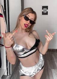 Alberee - Free pics, galleries & more at Babepedia