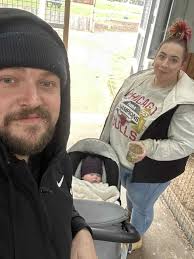 1 year already 🤍💍 Happy Wedding Anniversary @adventure_seeker_19 . . . .  . #married #awholeyear #firstyearisntthehardest #husband #hobart #tasmania  #cutie #wedding #1year #firstweddinganniversary #anniversary  #paperanniversary