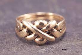 If you landed here from an internet search, i'm not surprised. High Quality Vintage 9k Gold 4 Band Puzzle Ring Sz 8 25 Etsy Puzzle Ring Rings Gold