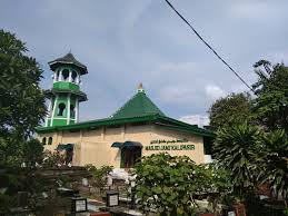 Itulah 10 candi di mojokerto yang bisa dikunjungi untuk wisata candi. Masjid Kali Pasir Objek Wisata Religi Simbol Toleransi Beragama Di Tangerang Okezone Megapolitan