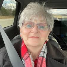 Vickie Mcdonald's Instagram, Twitter & Facebook