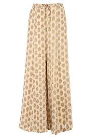 A covered elastic waistband holds the palazzo pants securely and comfortably on the waist. Pin On Suits