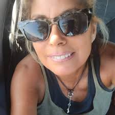 CAN YOU PLEASE STOP INVITING YOURSELF INTO MY THREAD. GET LOST