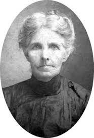 Nettie Rowe's Instagram, Twitter & Facebook