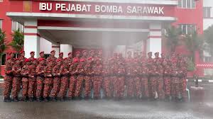 Sanggup menghadapi risiko demi menyelamatkan nyawa serta harta benda orang awam dalam apa jua situasi. Addition Of 45 Auxiliary Firefighters To Strengthen Bomba Sarawak Dayakdaily
