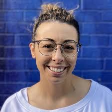 Meredith Stauffer's Instagram, Twitter & Facebook