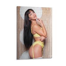 Amazon.com: XNRYYU Star Alina Lopez Model Female Star Bikini Poster 5  Canvas Painting Posters And Prints Wall Art Pictures for Living Room  Bedroom Decor 12x18inch(30x45cm) Frame-style : Hogar y Cocina