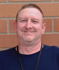 Aaron Tri's Instagram, Twitter & Facebook