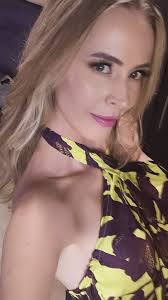 En @deirdrediaz estamos de descuento!!!!, Aprovecha y visita su página  antes que termine el #Sale , Diseños fabulosos que se adaptan a ti en cada  ocasión 💝, @deirdrediaz