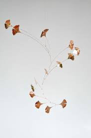 Feuilles De Ginkgo En Cuivre Mobile Fait A La Main En Par Jfjones Mobile Art Mobile Sculpture Leaf Art