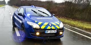 La Renault Megane R S Des Gendarmes Voiture De Police Renault Megane Police